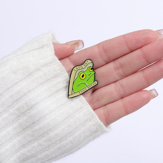 Cute Green Frog Enamel Pin | Creative Animal Metal Badge