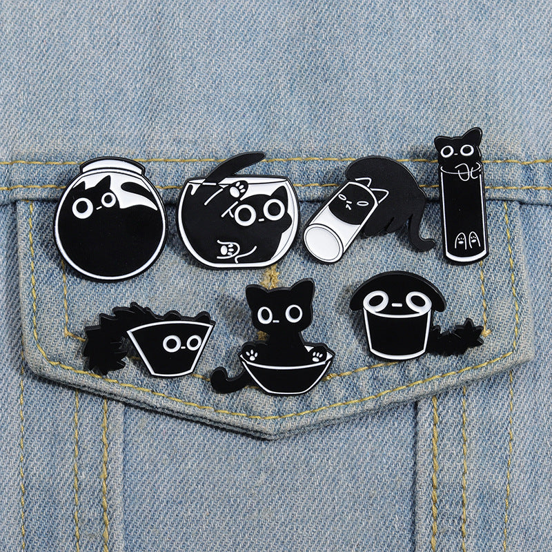 Creative Cute Hide-and-Seek Cat Enamel Pin | Minimalist Cartoon Animal Metal Brooch | Scarf & Apparel Accessories Wholesale