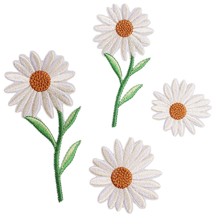 Iron-On Cute White Daisy Embroidery Patch