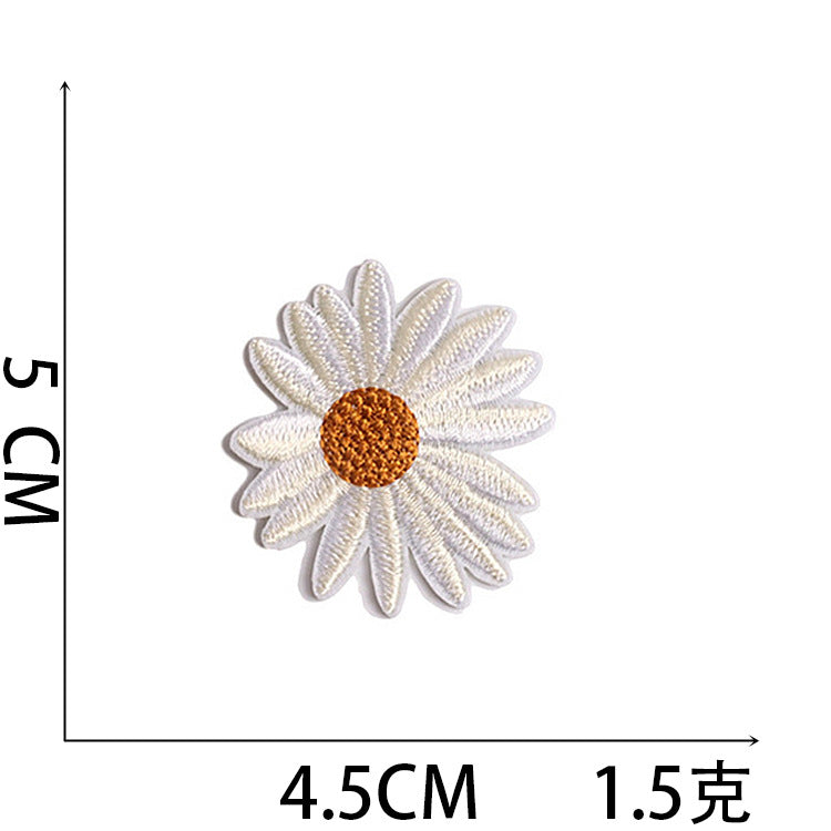 Iron-On Cute White Daisy Embroidery Patch